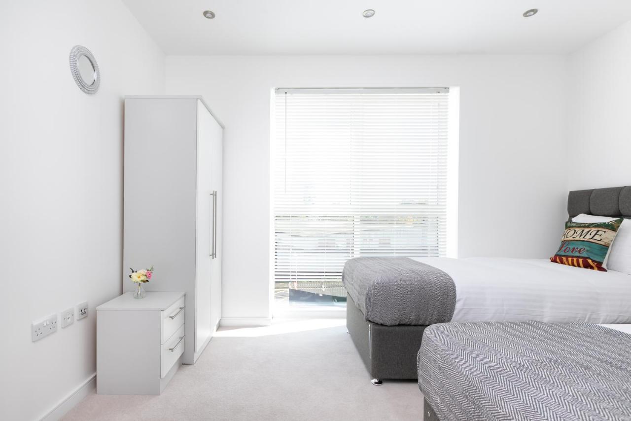 Skyvillion - Olympic View London Stratford Apartment Экстерьер фото