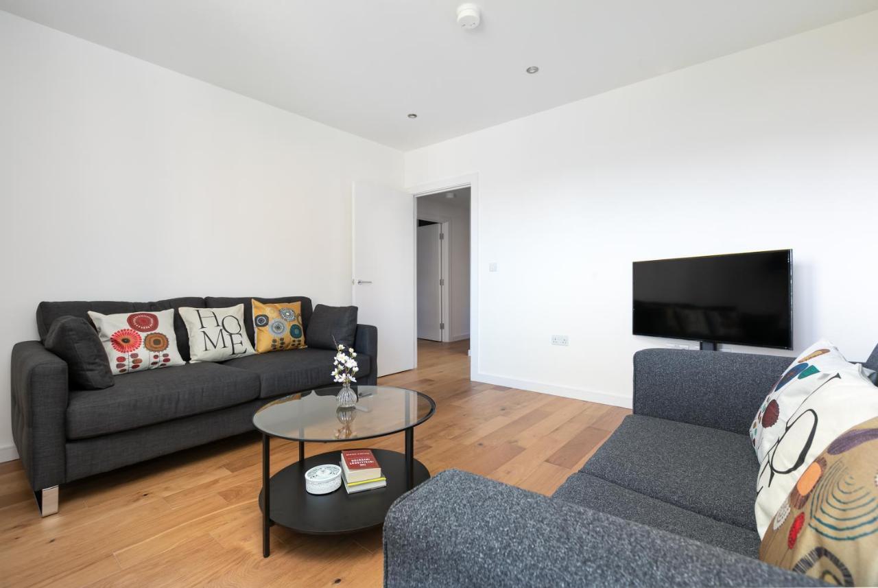 Skyvillion - Olympic View London Stratford Apartment Экстерьер фото